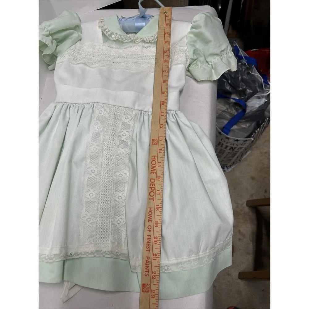 Vintage Little Girls Dress Lace Trimmed‎ Green & White Puff Sleeve Cari Classic